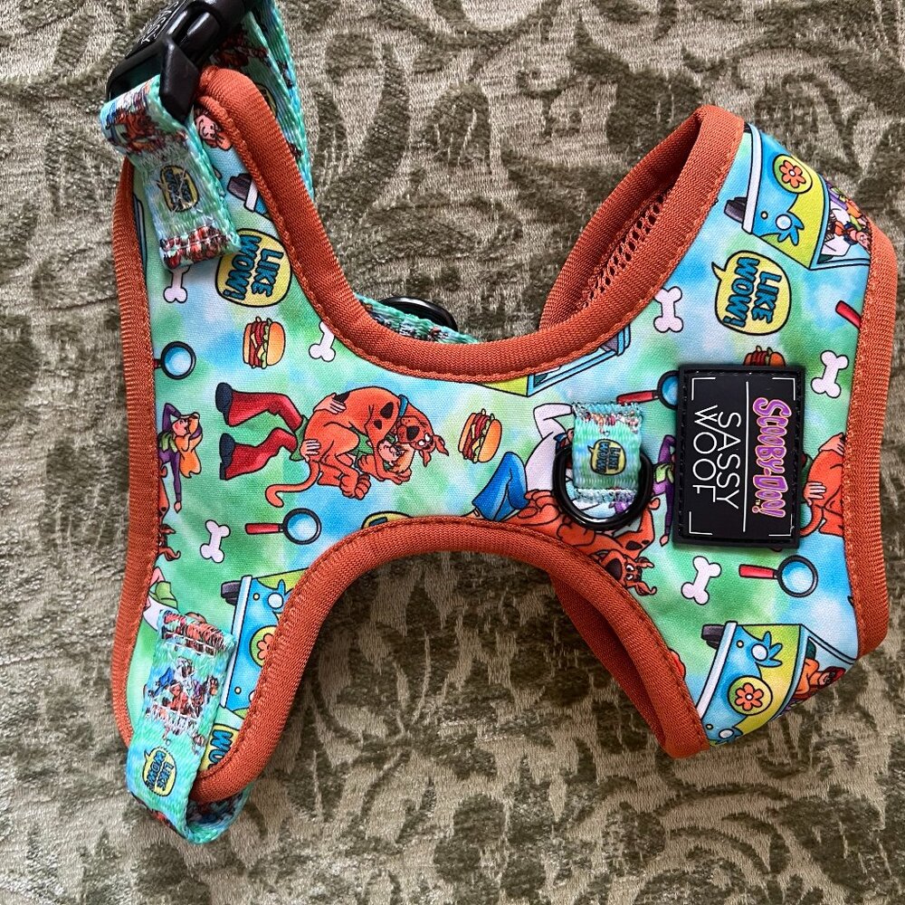 Sassy Woof Dog Harness Size XS Scooby Doo Print NWOT